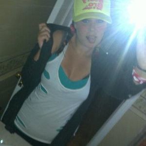 Meet your Posher, Courtney